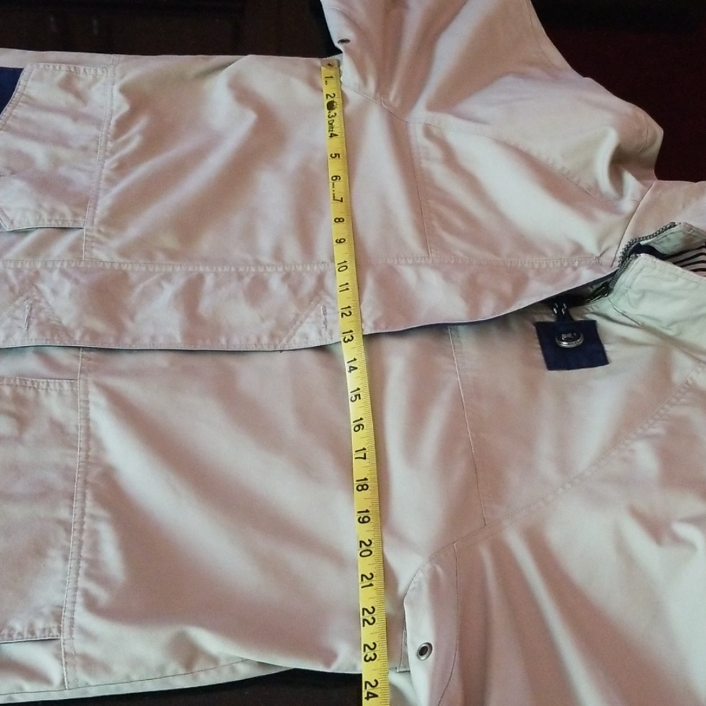 CS Signature Coat - Picture 11 of 12
